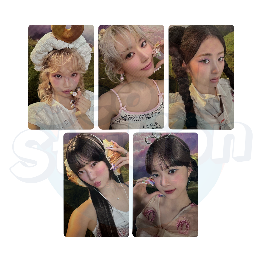 LE SSERAFIM - 4th Mini Album: CRAZY - WEVERSE Photo Card