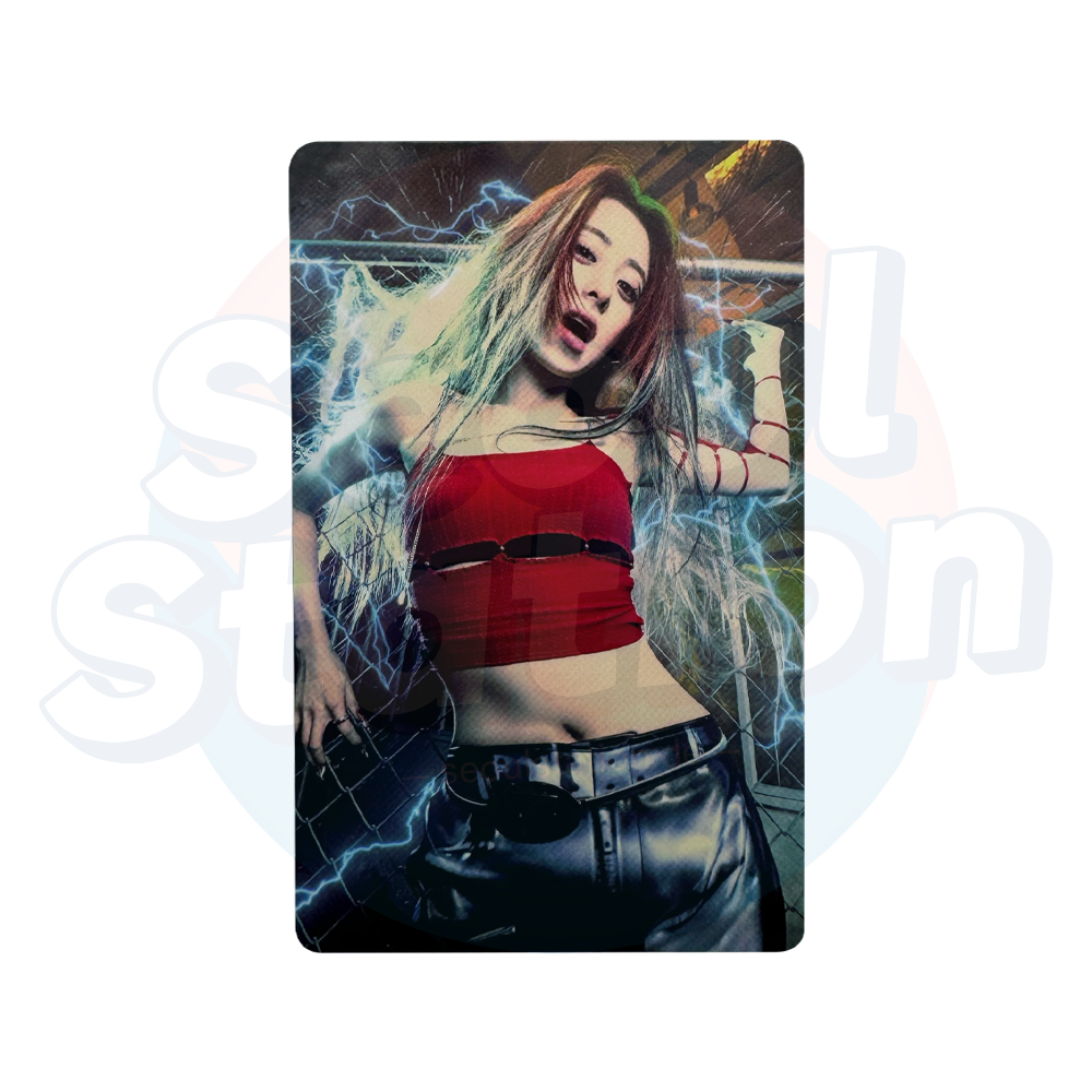 LE SSERAFIM - 4th Mini Album: CRAZY - Official Gift Photo Card - WEVERSE Album Ver. yunjin