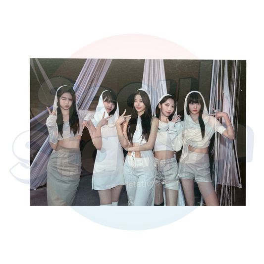 LE SSERAFIM - 3rd Mini Album 'EASY' - WEVERSE Photo