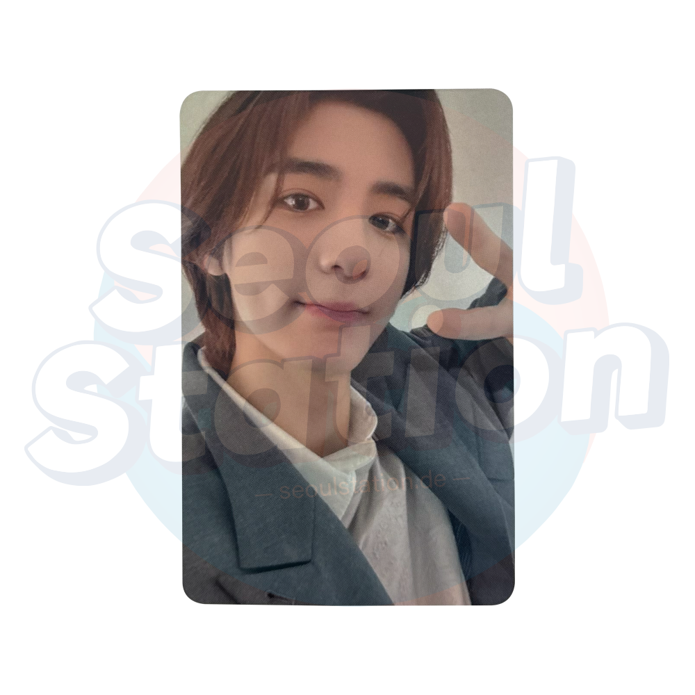 BOYNEXTDOOR - 5th EP: 'THE ACTION' - APPLE MUSIC Velvet Photocard Leehan
