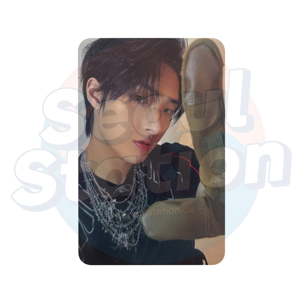 ATEEZ - ANITEEZ IN TREASURE - OFFICIAL MD Photocard - L Ver. Mingi