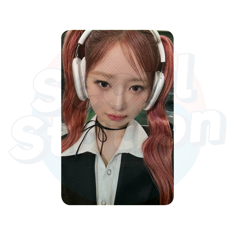 IVE - THE 1ST WORLD TOUR "SHOW WHAT I HAVE" - Official MD Random Photo Card - SET B rei