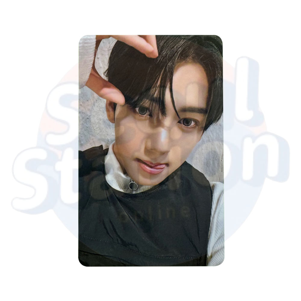 ZEROBASEONE - The Second Mini Album: MELTING POINT - With Mu U Lucky Draw Event (DIGIPACK Ver.) Photo Card yujin