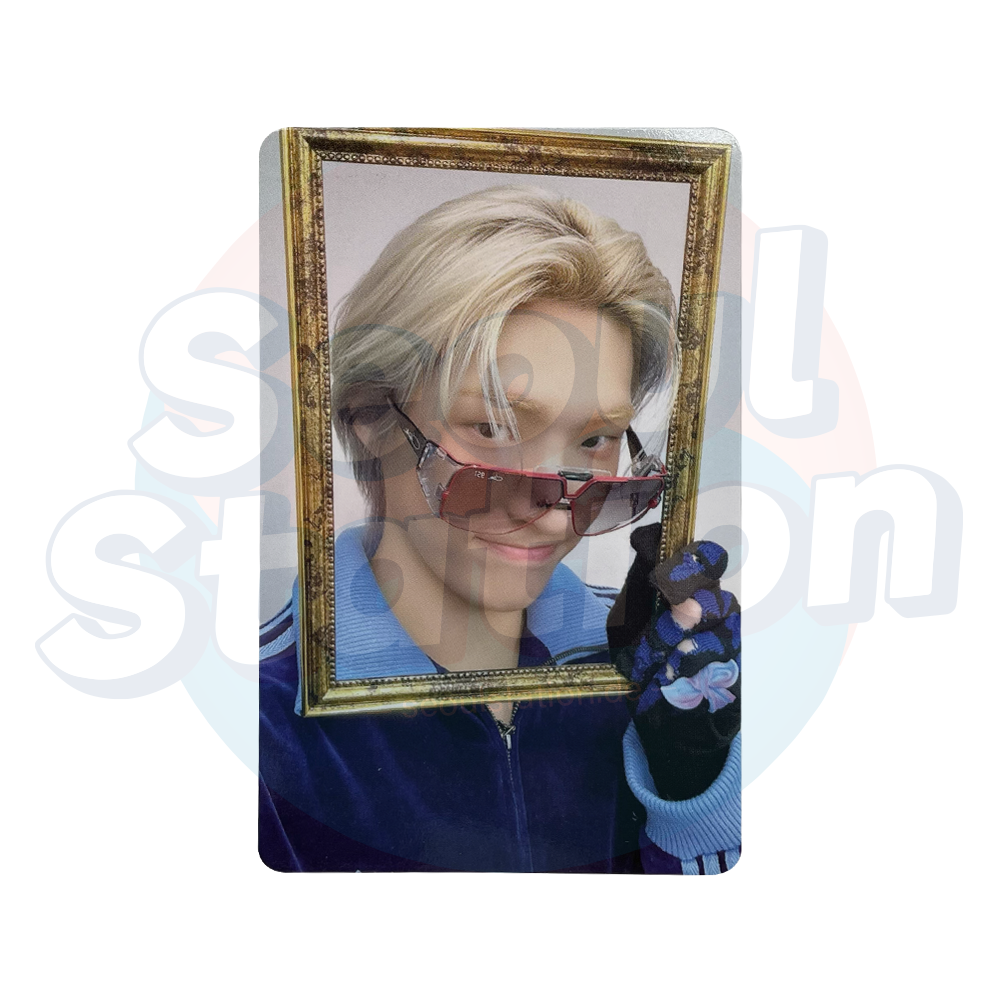 ATEEZ - ANITEEZ IN COLOR - POP-UP STORE SOUNDWAVE Photocard seoulstation.de Mingi