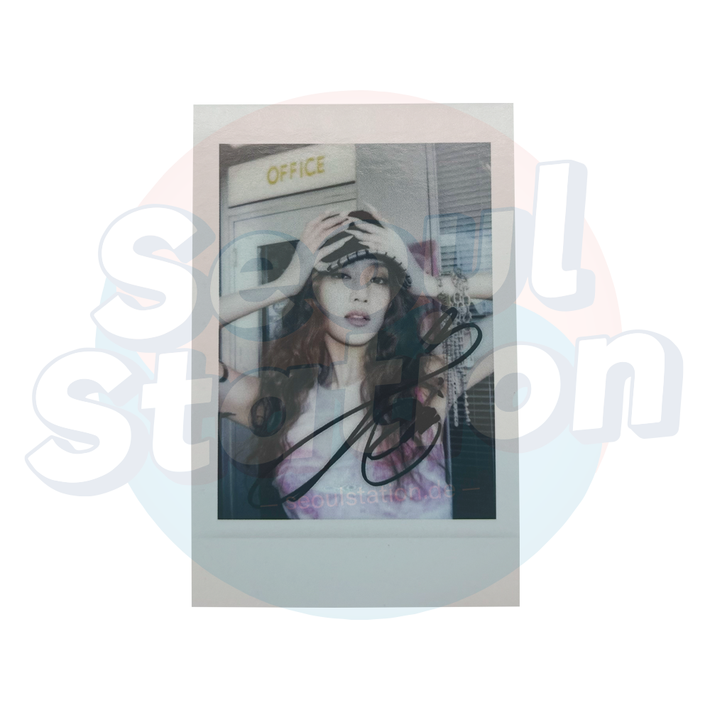 (G)I-DLE - 7th Mini Album 'I SWAY' - Apple Music Lucky Draw Polaroid Photo Card Minnie