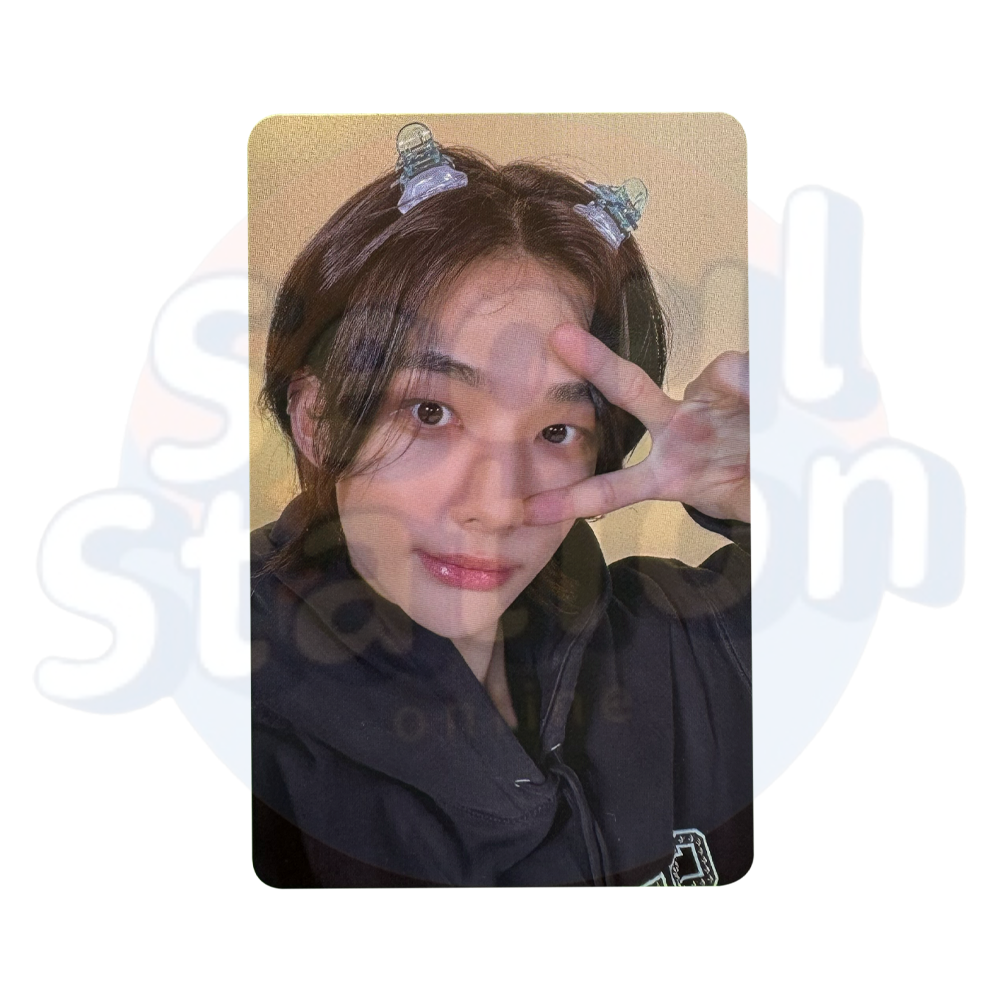 Stray Kids - 樂-STAR - ROCK STAR - Soundwave Pop-Up 2nd Giveaway Photo Card (PINK) hyunjin