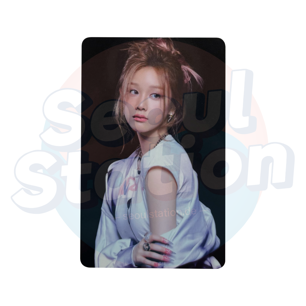BABYMONSTER - 2nd Mini Album 'WE GO UP' - WEVERSE Photocard Pharita