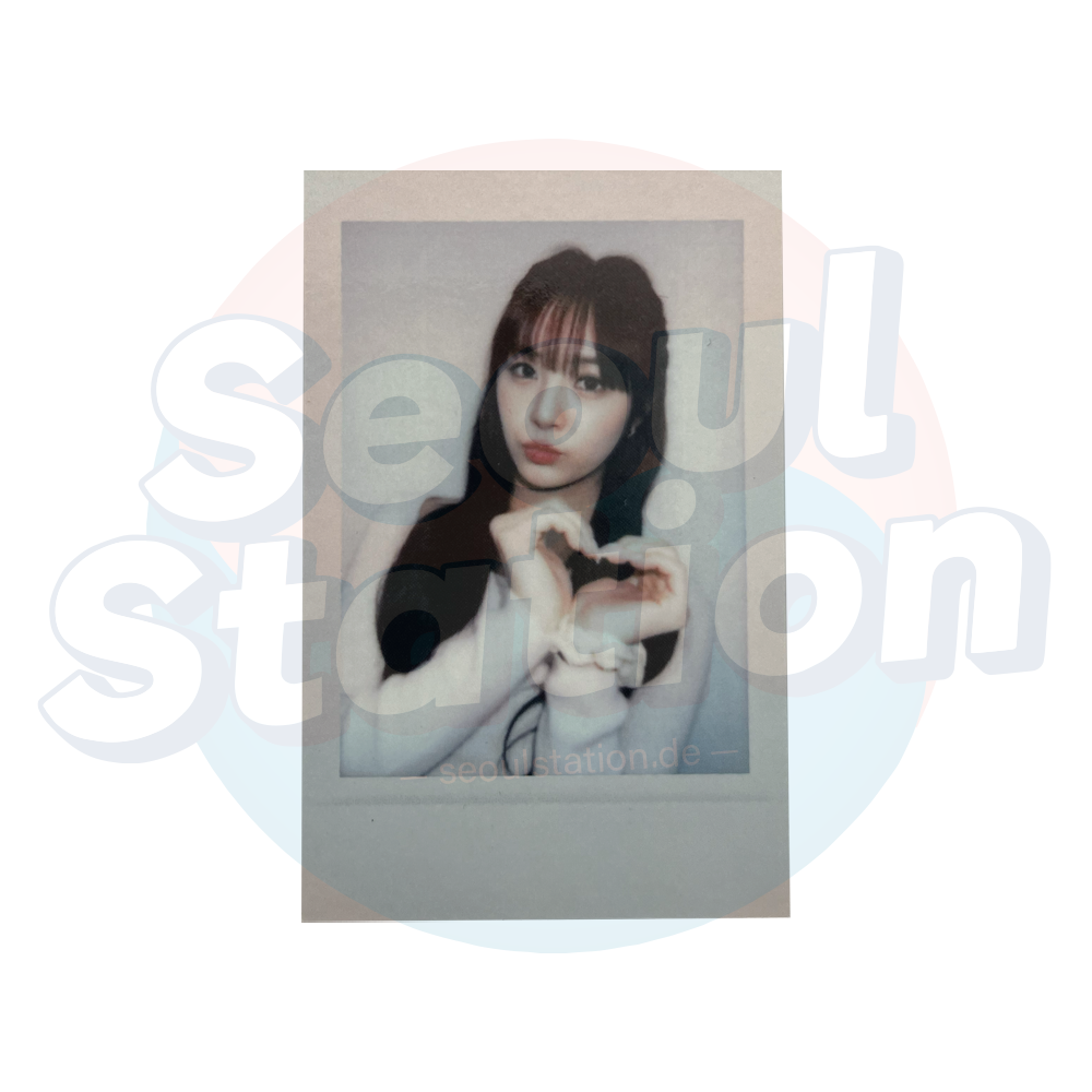 FIFTY FIFTY 'Love Tune' Apple Music Polaroid Photo Card