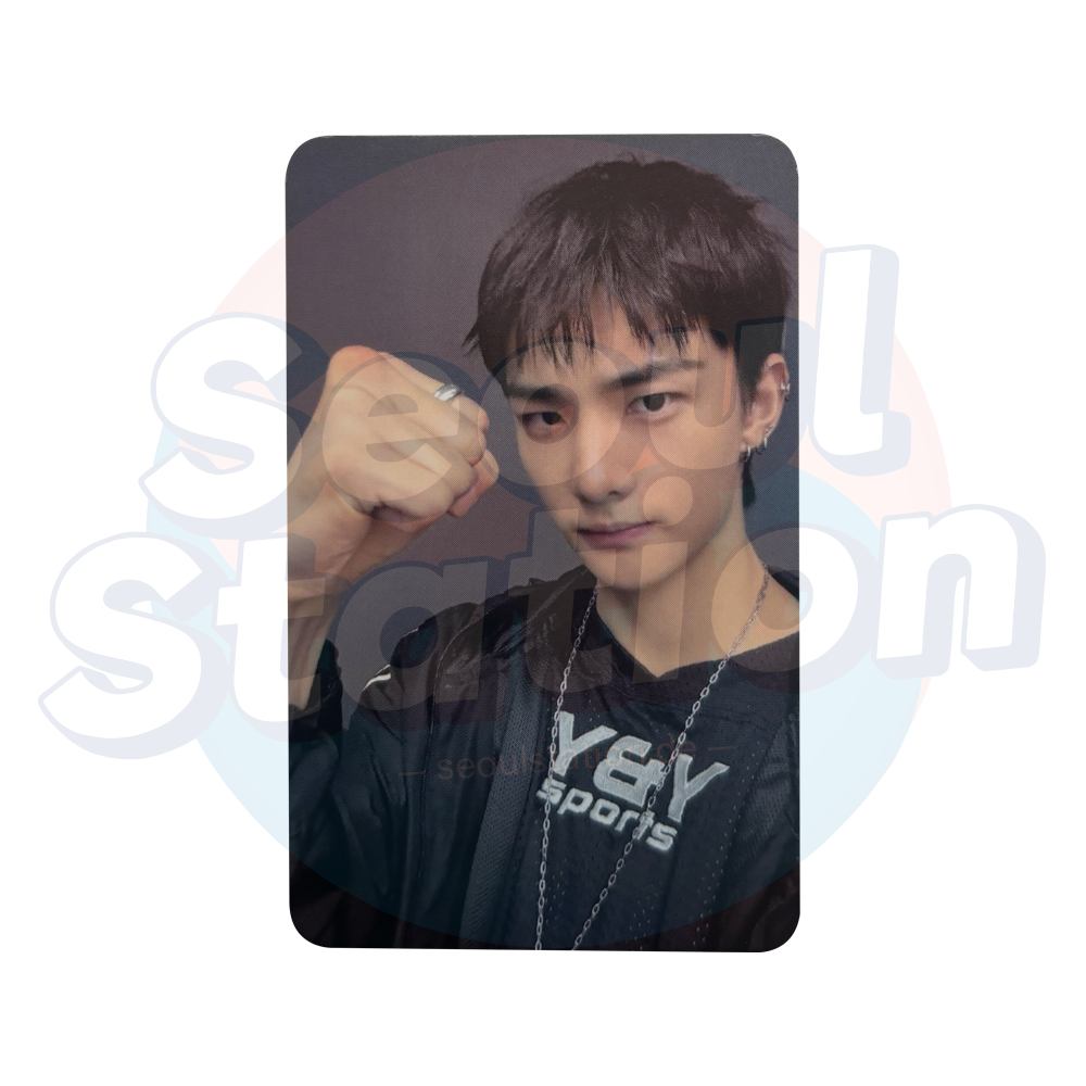 STRAY KIDS - 'KARMA' - FANS SHOP Lucky Draw Photocard - Real Touch QR Ver. Hyunjin
