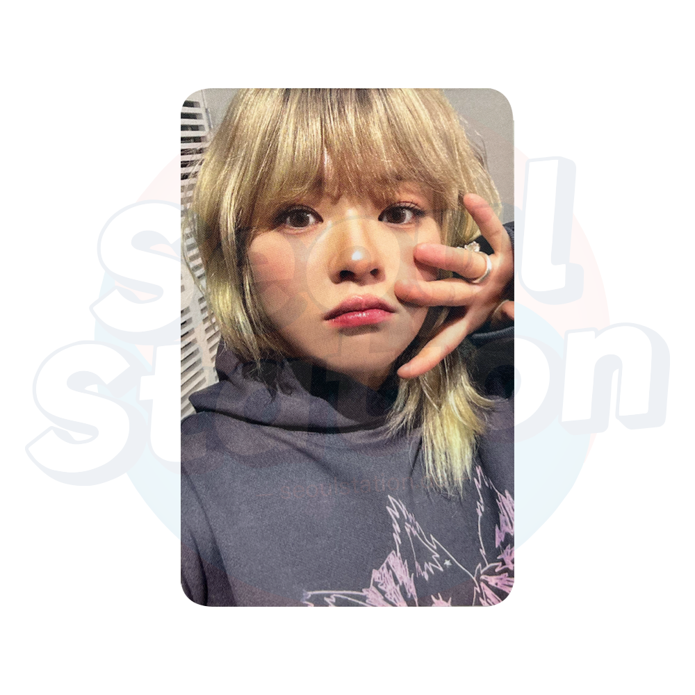 TWICE - 14th Mini Album 'STRATEGY' - Apple Music Photo Card - DIGIPACK Ver. jeongyeon