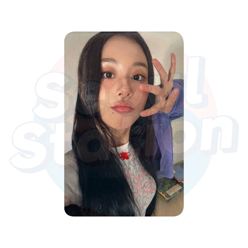 TWICE - 14th Mini Album 'STRATEGY' - Apple Music Photo Card - DIGIPACK Ver. chaeyoung