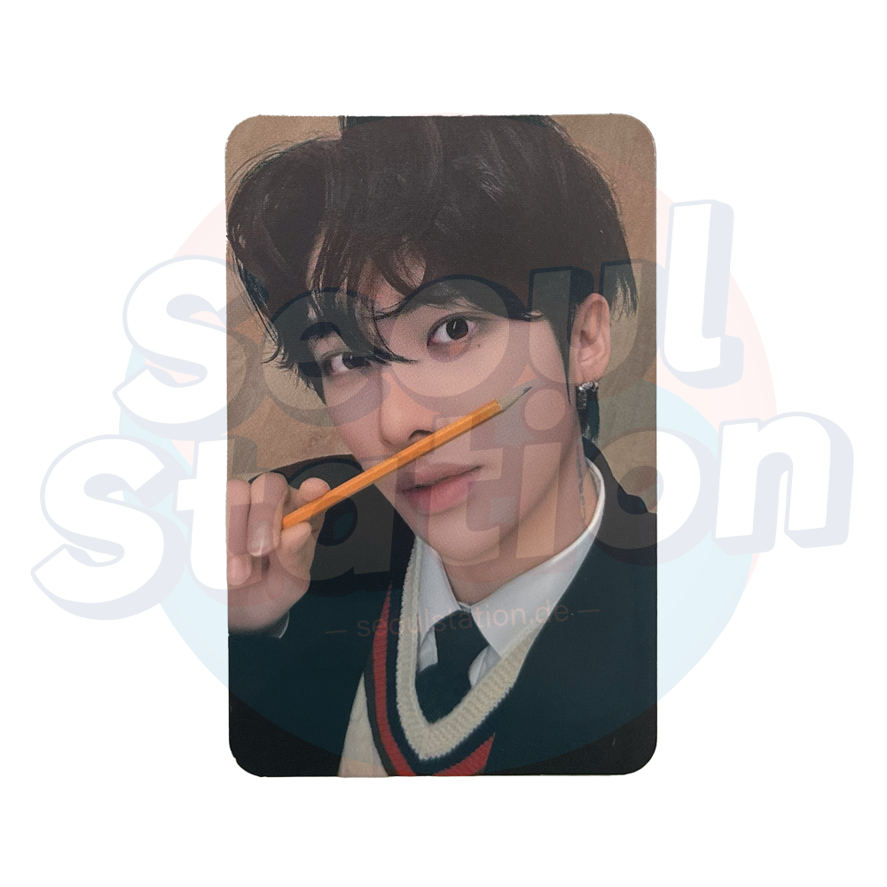 ZEROBASEONE - 2026 Season's Greetings '(0_1) WORLD' - YES24 Photocard Ricky