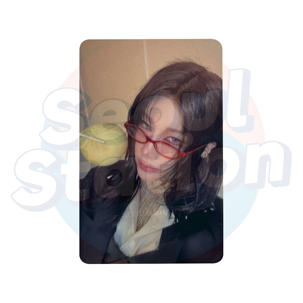 XLOV - 2nd Mini Album 'I, GOD' - APPLE MUSIC POB Photocard - RED GLASSES Ver.