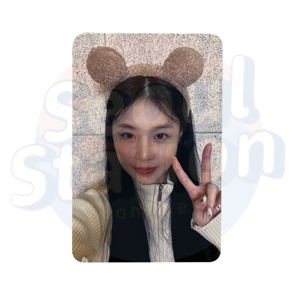 SOOJIN - 1st EP: AGASSY - Apple Music Photo Card peace sign