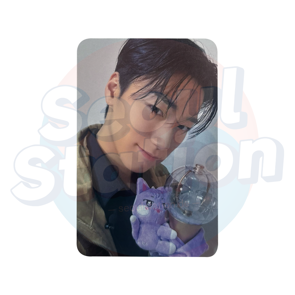 ATEEZ - ANITEEZ IN TREASURE - OFFICIAL MD Photocard - Lightiny Ver. San