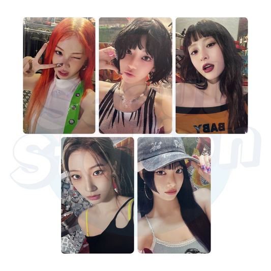 LE SSERAFIM - 1st Single Album 'SPAGHETTI' - PHOTOBOOK Ver. - WEVERSE Photocard