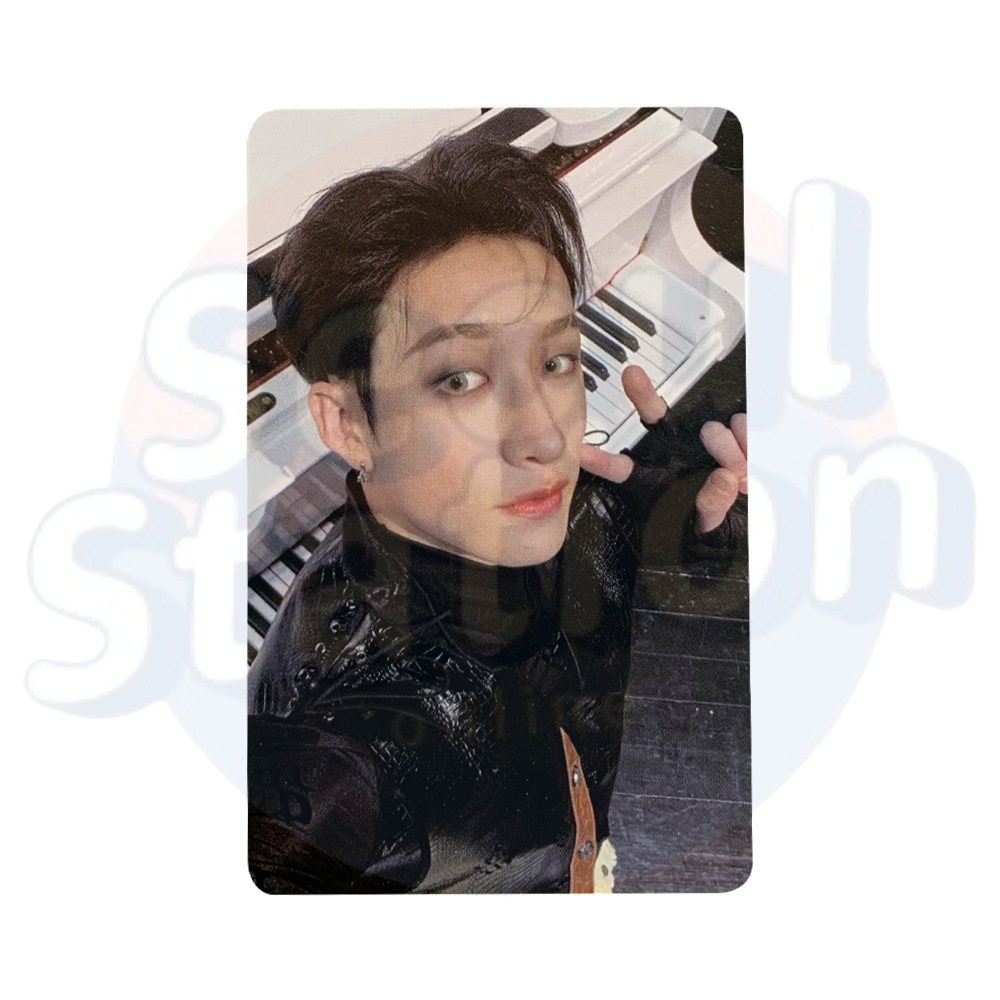 Stray Kids - The 3rd Album '5-STAR' - With Mu U Photo Card bang chan