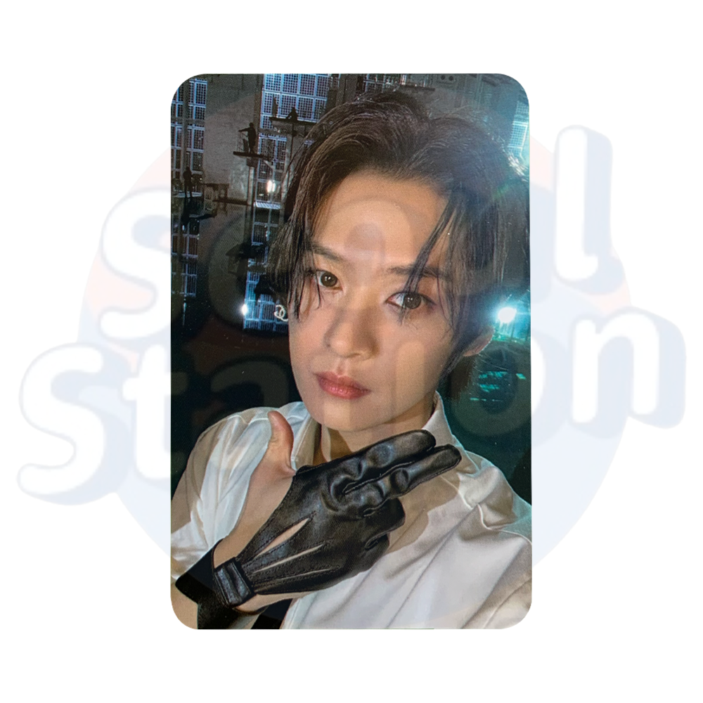 Stray Kids - The 3rd Album '5-STAR' - YES24 Photo Card lee know