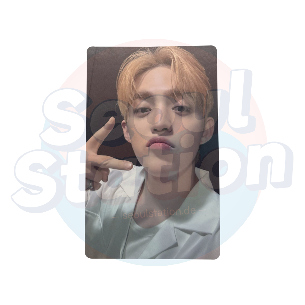 SEVENTEEN - 12th Mini Album 'SPILL THE FEELS' - WEVERSE Photo Card Scoups