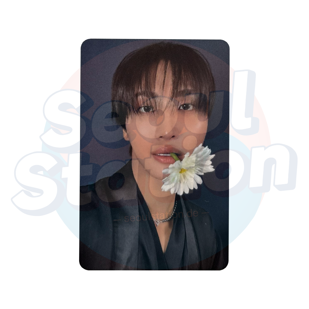 ATEEZ - GOLDEN HOUR Part.4 - PHOTOBOOK Ver. - APPLE MUSIC Photocard Seonghwa