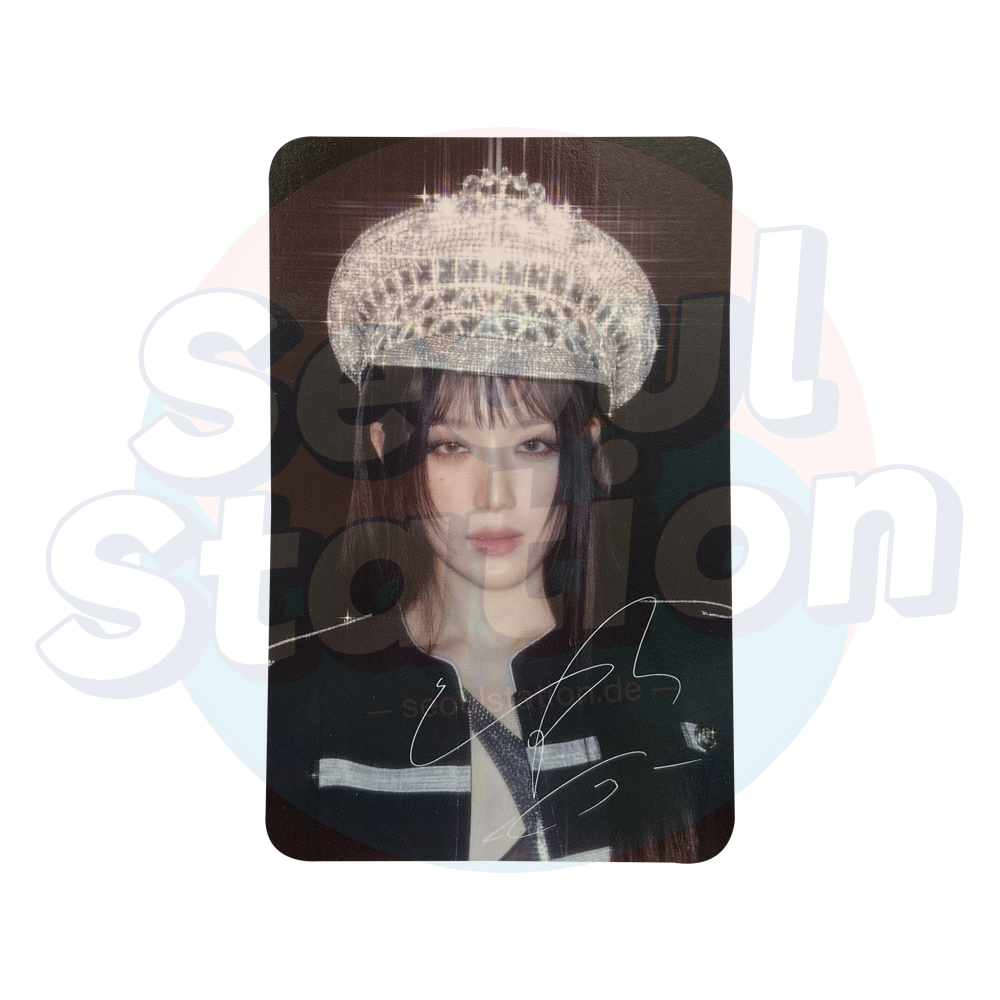 (G)I-DLE - 2nd Full Album '2' - SUPER LADY Photo Cards (Black Ver.) Shuhua 2