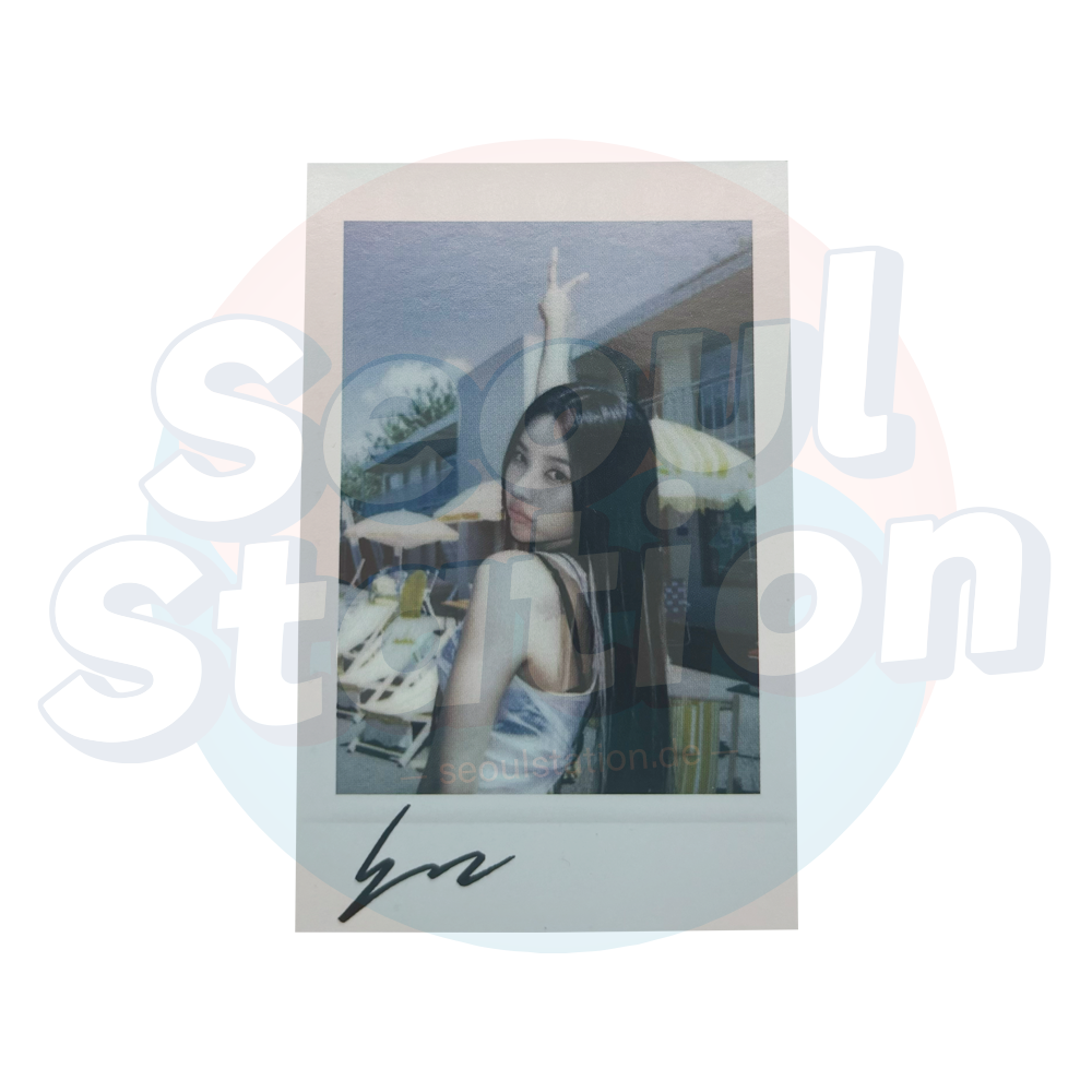 (G)I-DLE - 7th Mini Album 'I SWAY' - Apple Music Lucky Draw Polaroid Photo Card Soyeon