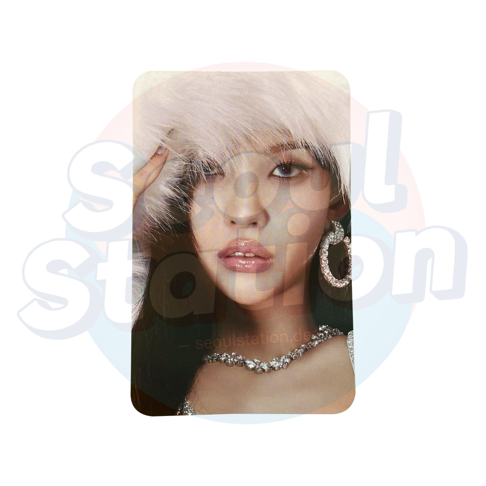 (G)I-DLE - 2nd Full Album '2' - SUPER LADY Photo Cards (White Ver.) Soyeon
