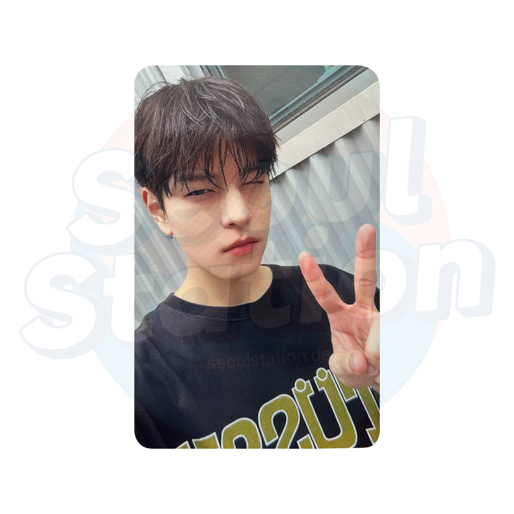 STRAY KIDS - 'KARMA' - SOUNDWAVE 1st Week Japan Event Photocard seungmin
