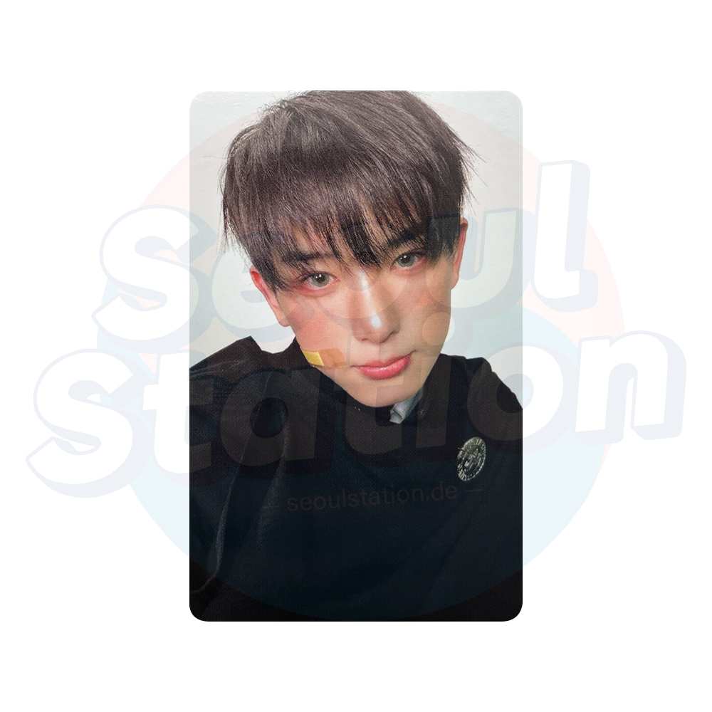 &TEAM - 3rd EP 'WE ON FIRE' - STANDARD Ver. - WEVERSE POB Photocard harua