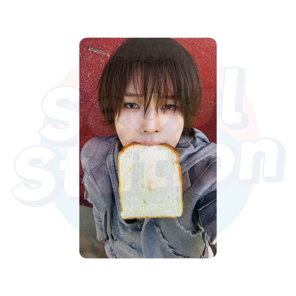 &TEAM - 3rd EP 'WE ON FIRE' - WEVERSE Selfie Photocard - Ver. B k