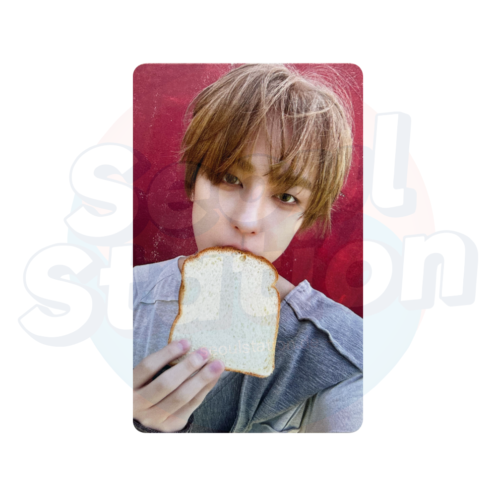 &TEAM - 3rd EP 'WE ON FIRE' - WEVERSE Selfie Photocard - Ver. B taki