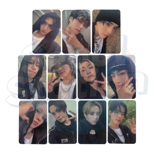 THE BOYZ - 9th Mini Album 'TRIGGER (導火線)' - Soundwave Lucky Draw Photo Card
