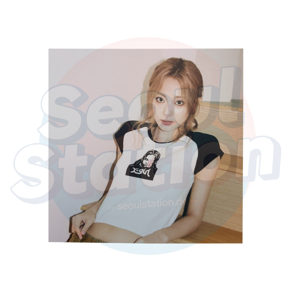 TWICE - 14th Mini Album 'Strategy' - Digipack Postcard Tzuyu