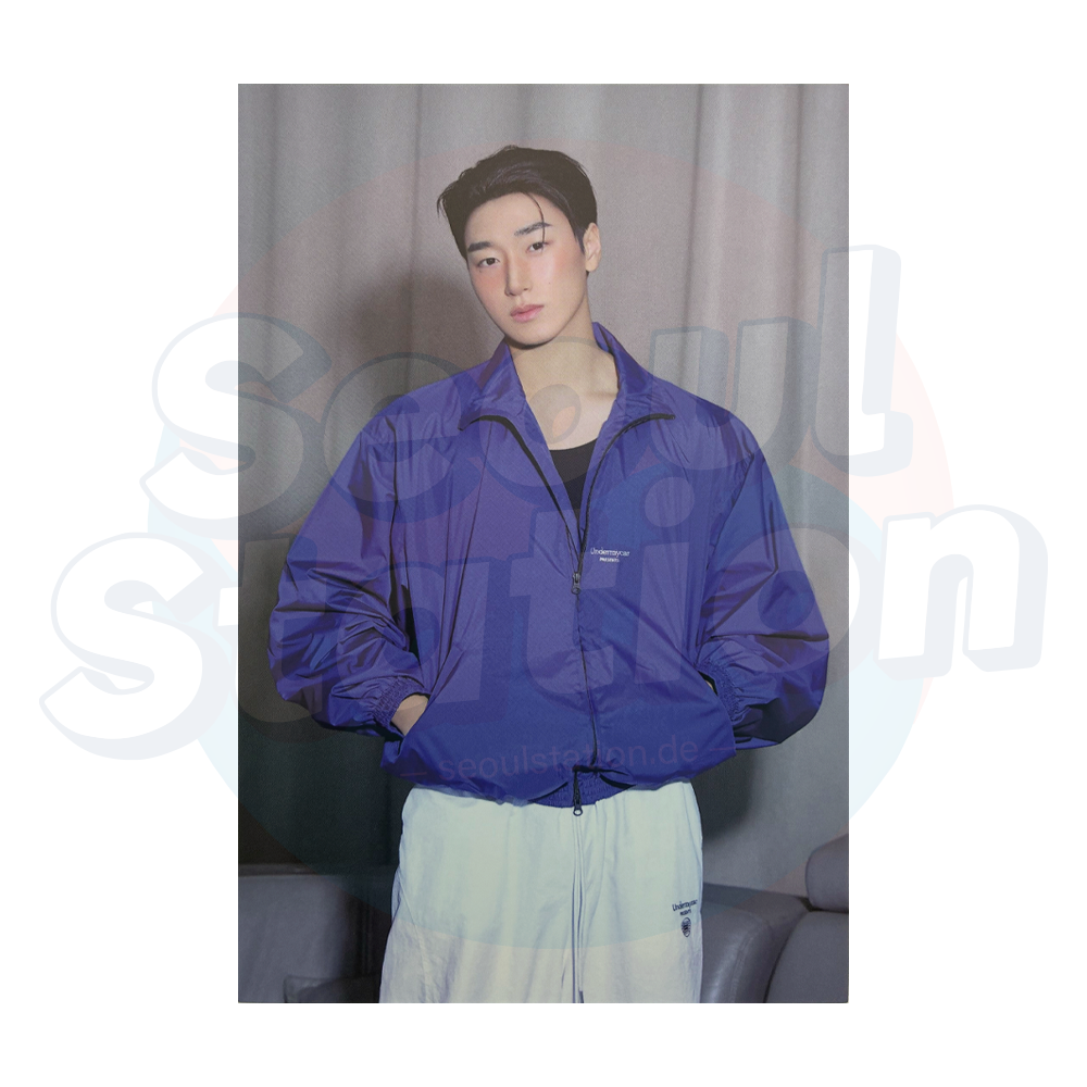 ATEEZ - 2026 Fanmeeting 'ANITY'S VOYAGE : TINY MYSTERY' - Official MD Postcard - SAN Ver. seulstation.de  blue jacket