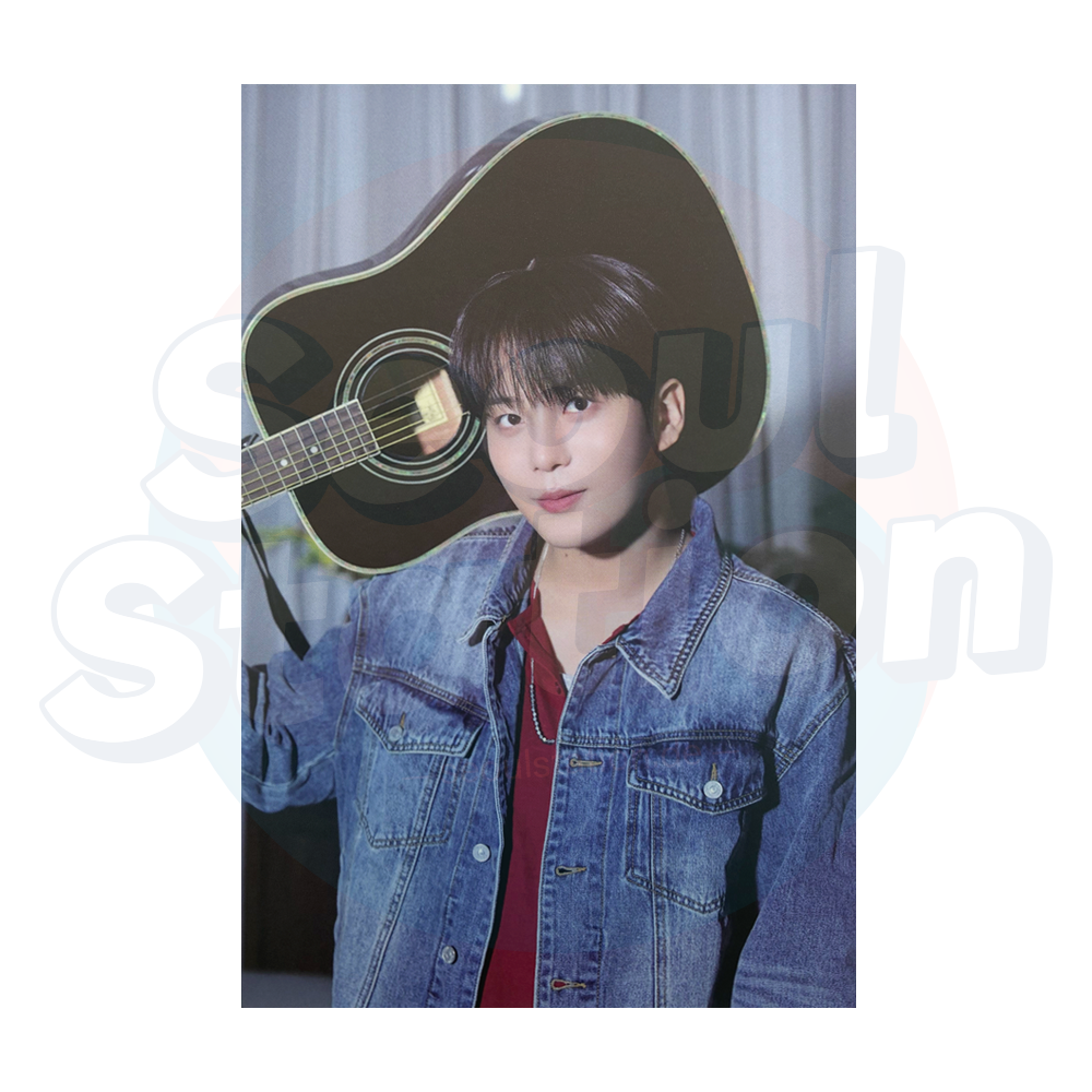 ATEEZ - 2026 Fanmeeting 'ANITY'S VOYAGE : TINY MYSTERY' - Official MD Postcard - JONGHO Ver. seoulstation.de guitar