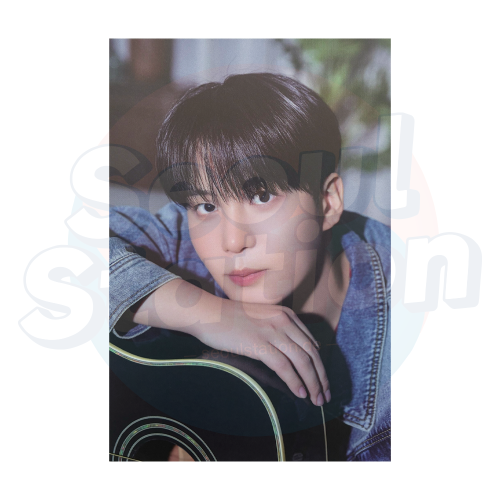 ATEEZ - 2026 Fanmeeting 'ANITY'S VOYAGE : TINY MYSTERY' - Official MD Postcard - JONGHO Ver. seoulstation.de guitar close up