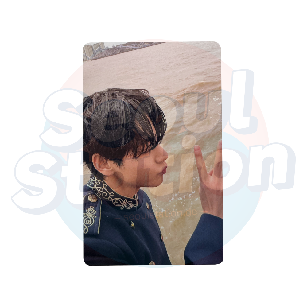  BTS - 5th Album "ARIRANG" - WEVERSE Lucky Draw Photocard - V