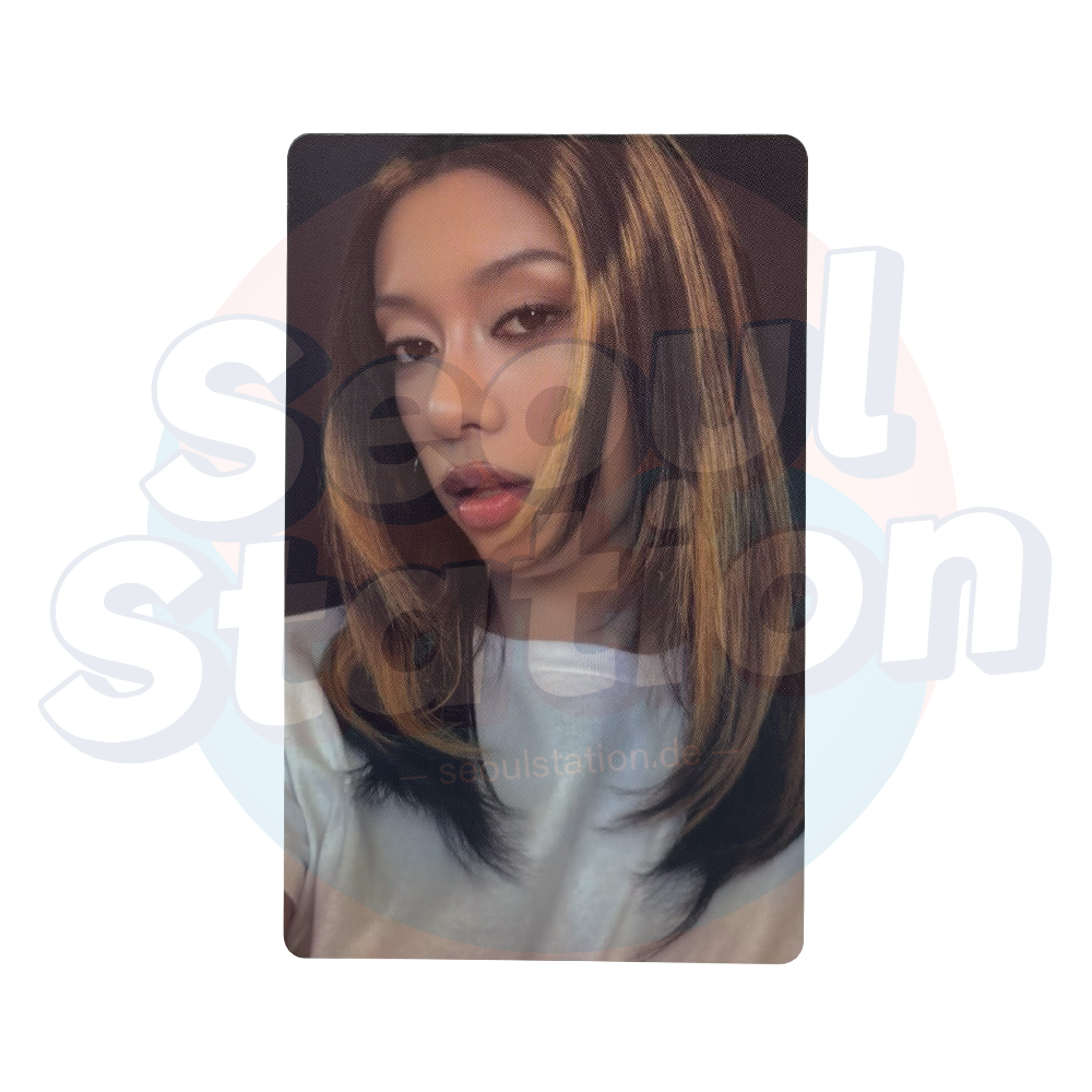 KATSEYE - 3rd EP 'WILD' - WEVERSE Lucky Draw Photocard seoulstation.de Megan