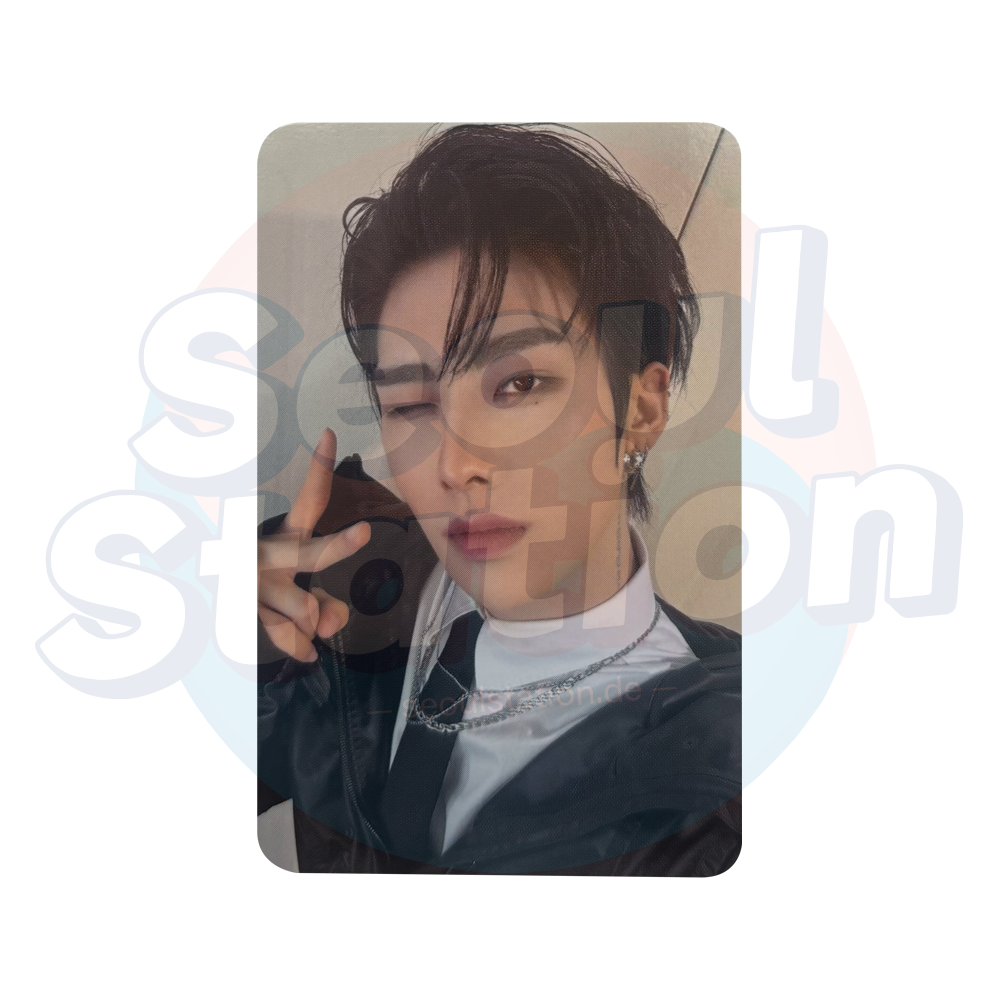 ZEROBASEONE - 1st Full Album 'NEVER SAY NEVER' - WITHMUU Lucky Draw Photocard - Wink Ver.