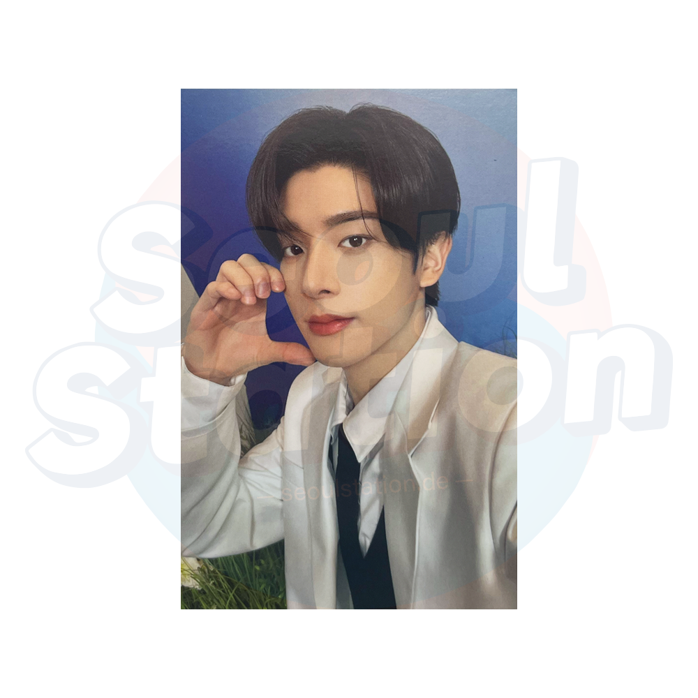 ENHYPEN - World Tour 'WALK THE LINE : FINAL' - WEVERSE POB Photocard jake