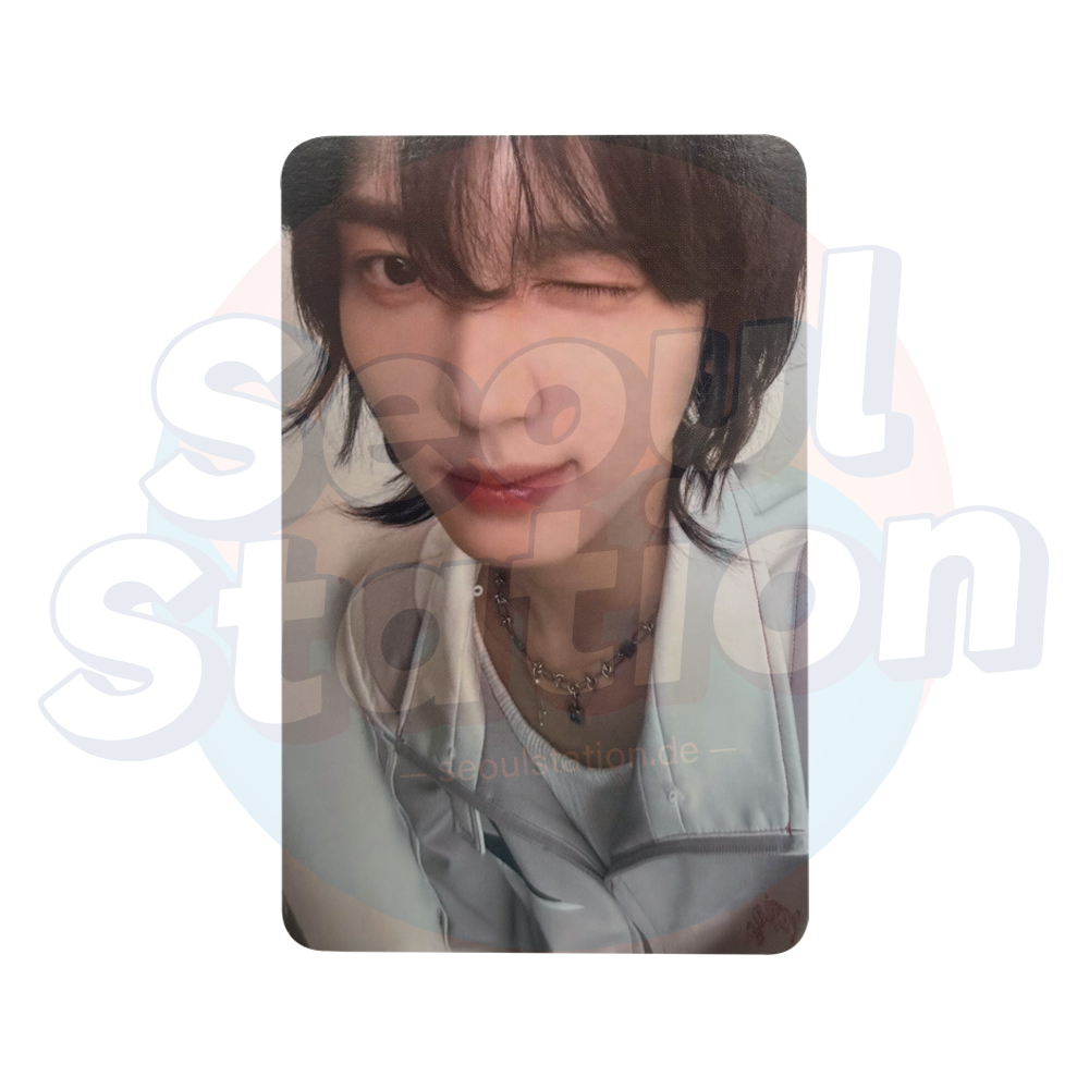 ZEROBASEONE - 1st Full Album 'NEVER SAY NEVER' - WITHMUU Lucky Draw Photocard - Wink Ver.
