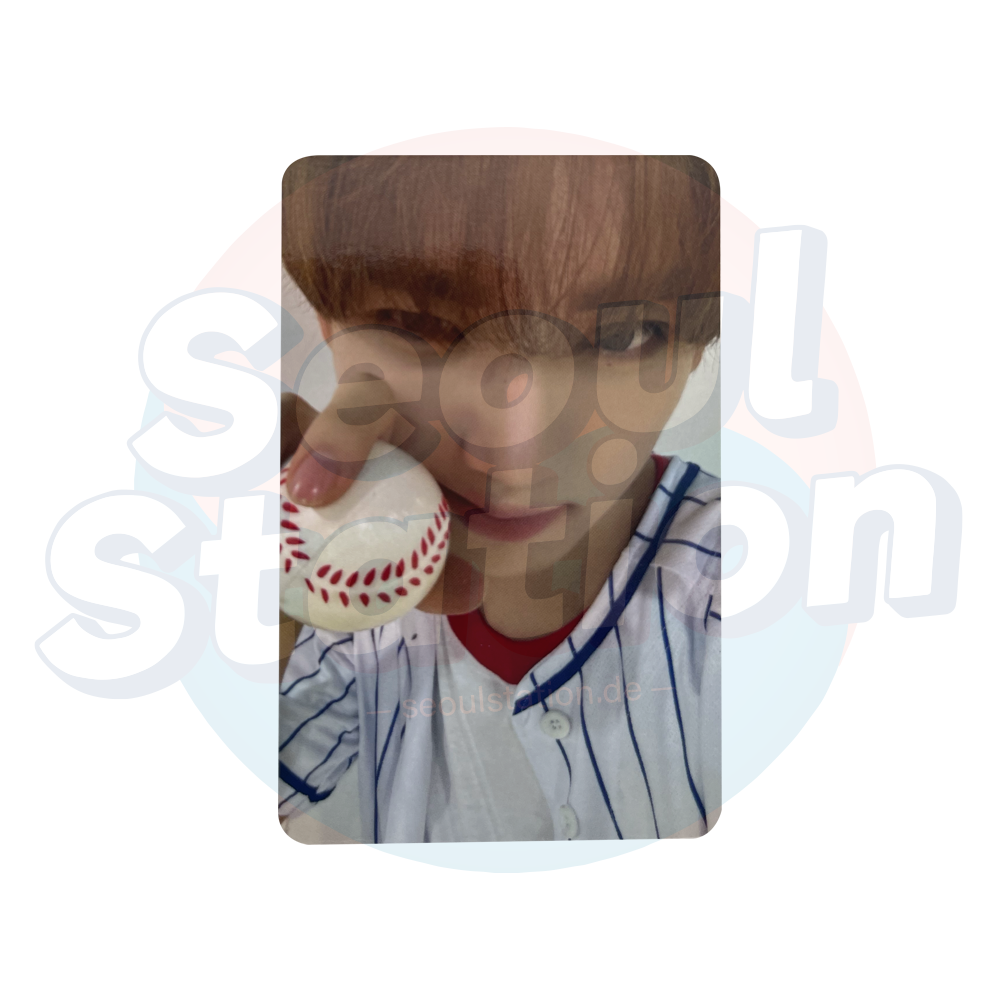 ZEROBASEONE - 4th Mini Album: CINEMA PARADISE - Zerose Ver.- Apple Music Photo Card Yujin