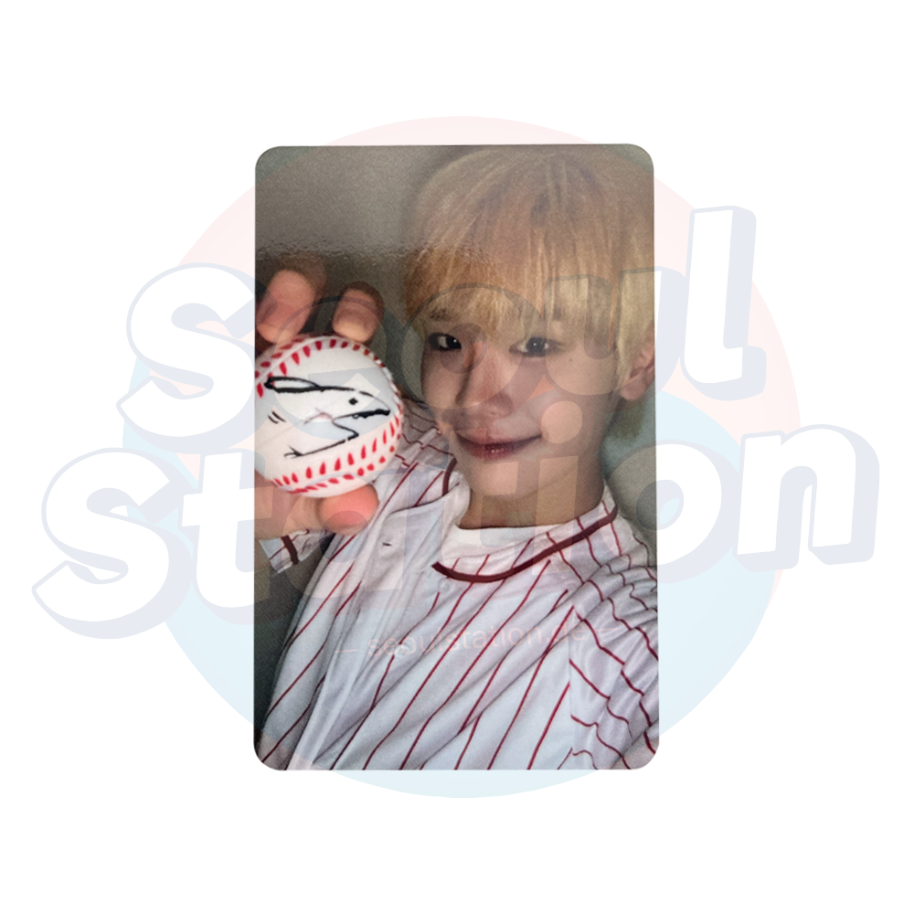 ZEROBASEONE - 4th Mini Album: CINEMA PARADISE - Zerose Ver.- Apple Music Photo Card Taerae