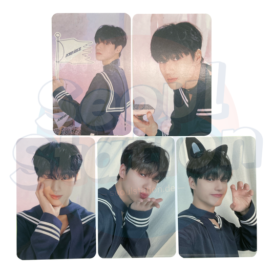 ATEEZ - ANITEEZ IN ILLUSION - Trading Card - Wooyoung