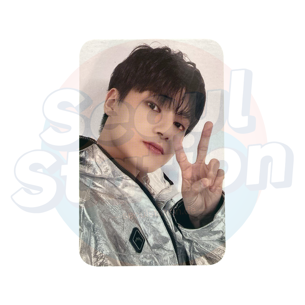 ATEEZ - THE WORLD EP.FIN : WILL - Soundwave 3rd Round Lucky Draw Photo Card (White Fit) Wooyoung