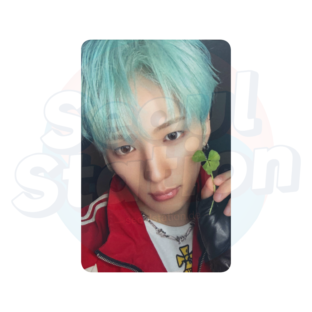 XIKERS - 7th Mini Album 'ROUTE ZERO : THE ORA' - APPLE MUSIC Photocard - FOUR-LEAF CLOVER Ver. minjae