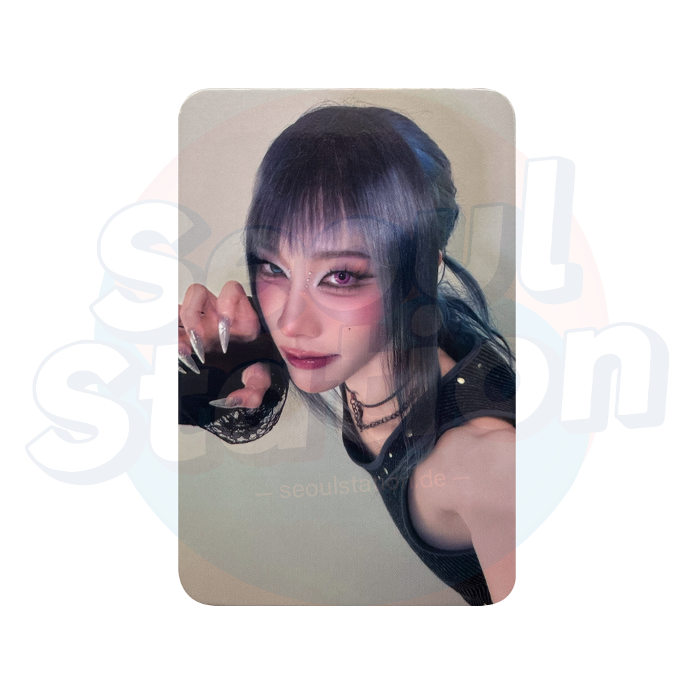 XLOV - 2nd Mini Album 'I, GOD' Pop-Up Store - SOUNDWAVE Lucky Draw Photocard rui