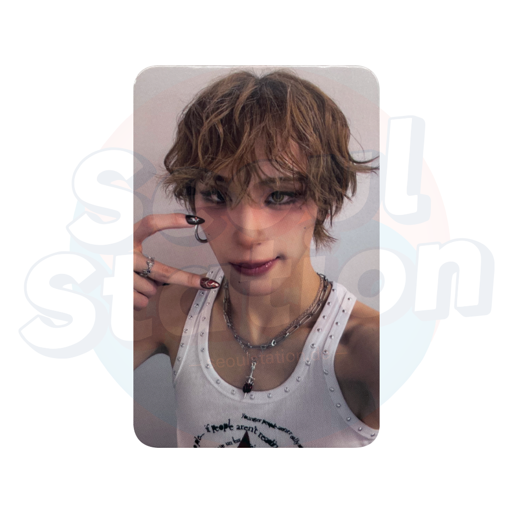 XLOV - 2nd Mini Album 'I, GOD' Pop-Up Store - SOUNDWAVE Lucky Draw Photocard haru