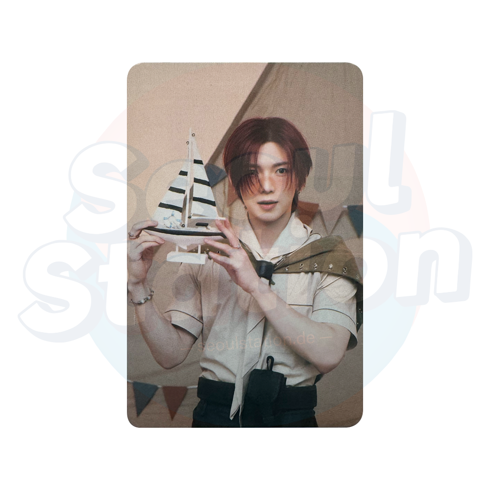 ATEEZ - ANITEEZ IN TREASURE - Trading Card - Yeosang holding boat