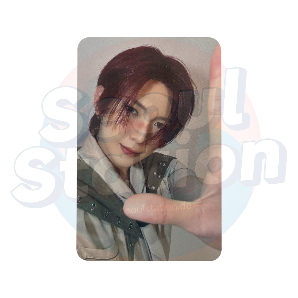 ATEEZ - ANITEEZ IN TREASURE - OFFICIAL MD Photocard - L Ver. Yeosang